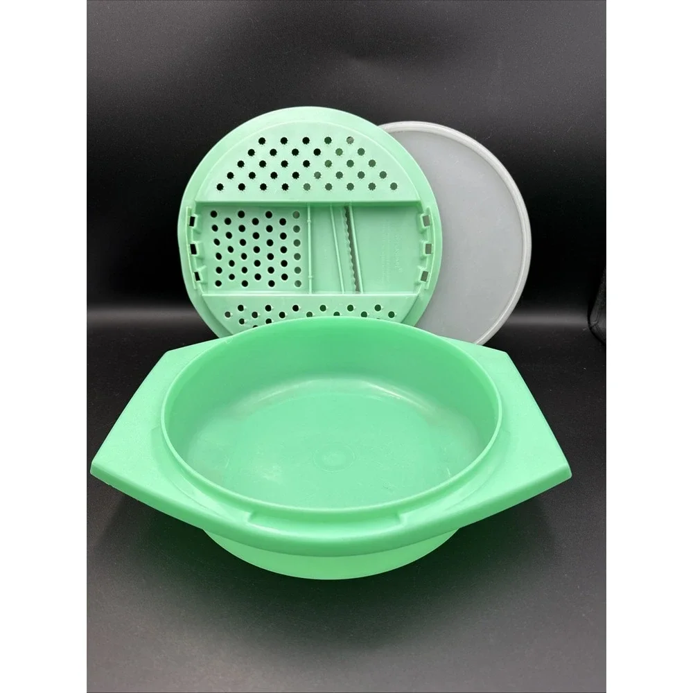 Tupperware Vtg Jadeite Green Salad Serving Bowl Lettuce Cheese Grater + Lid 786